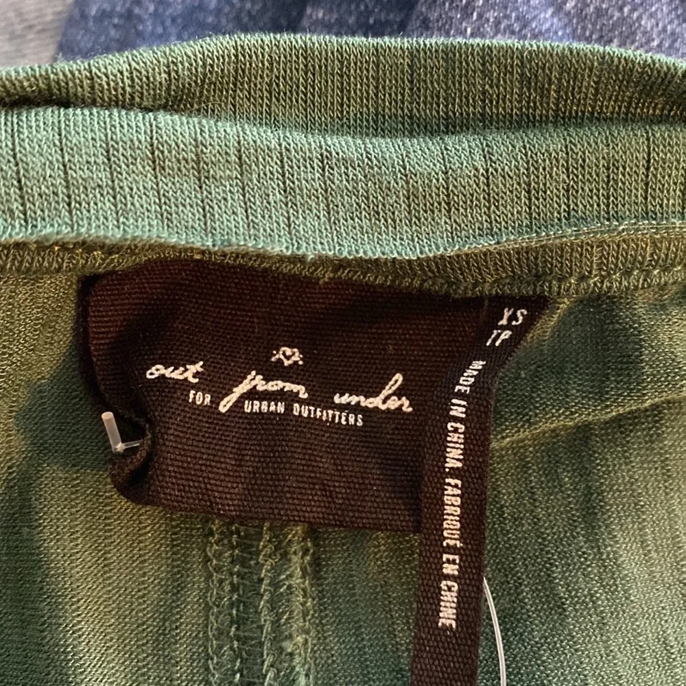 Urban Outfitters Out From Under NEW XS Women's Lounge Green Long Sleeve Top NWT - Image 4