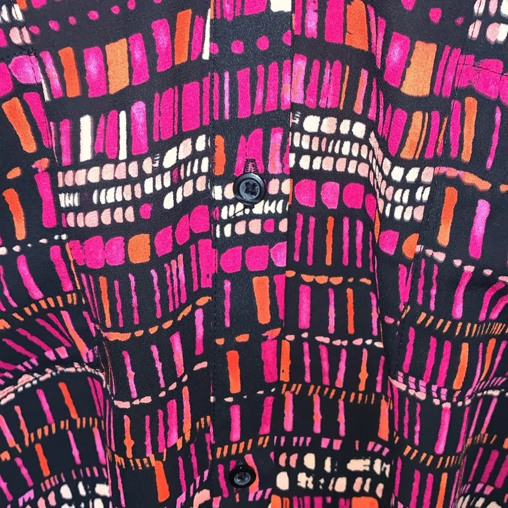 APT. 9 plus size 3X flowy blouse sleeveless button up front pockets - Image 3