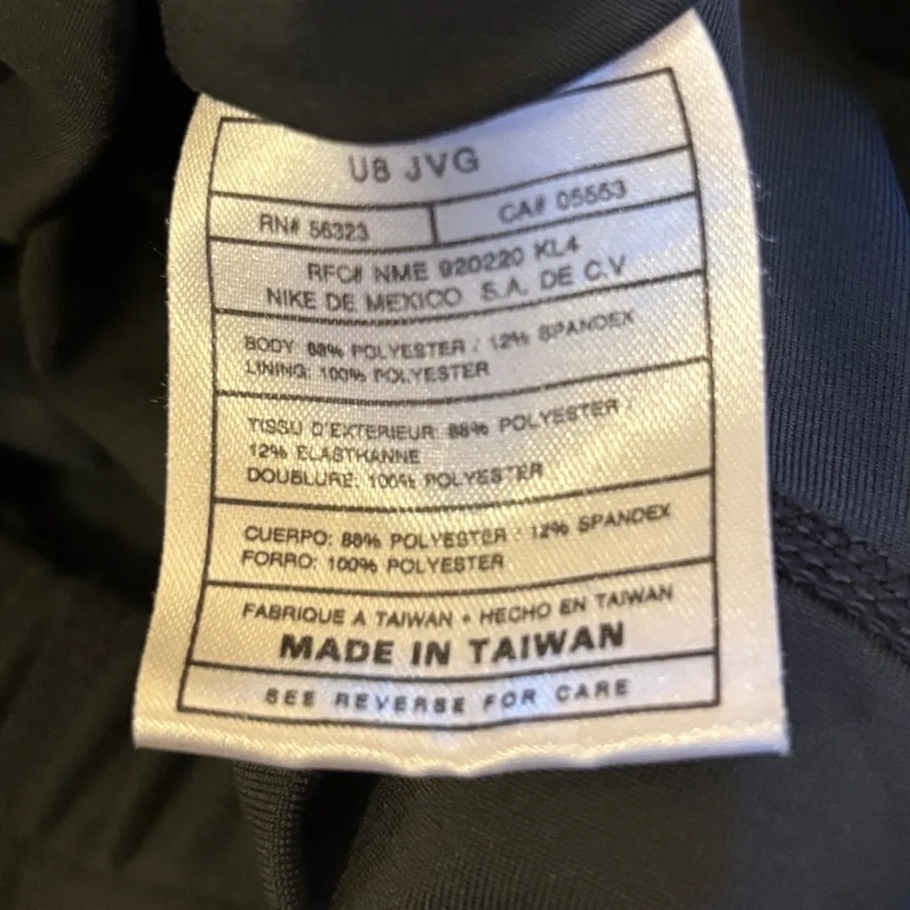 Nike ACG Cropped Tank Bra Womens Size Large Back Pockets Ventilation - Image 7