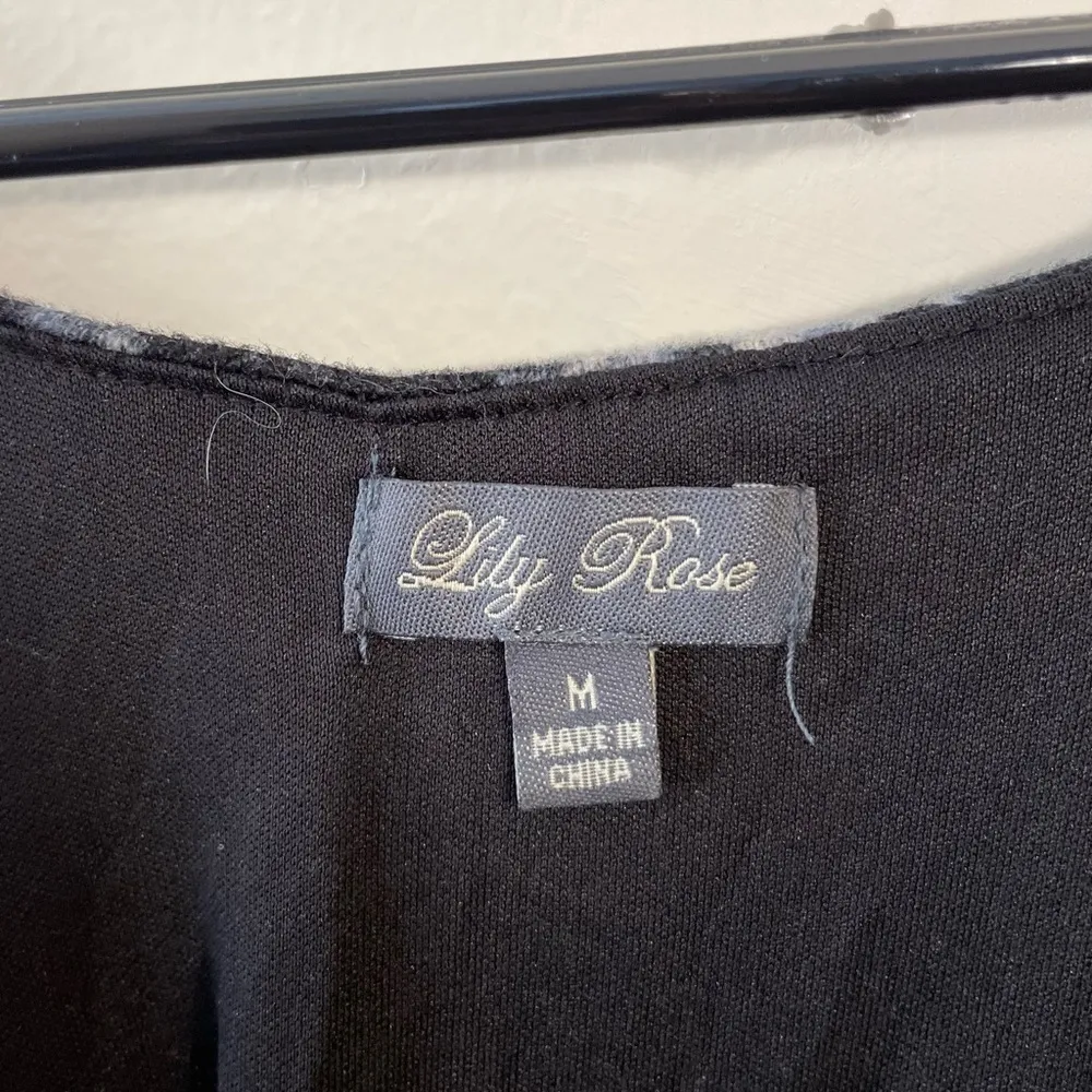 Lily Rise Geometric Arrow Low Cut 3/4 Sleeve Woman’s Dress Navy Blue White Midi - Image 3