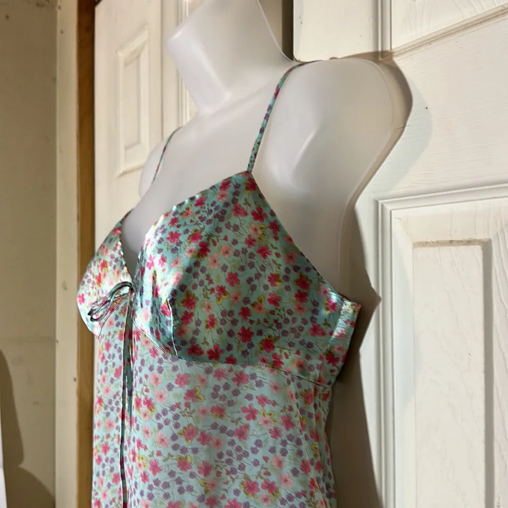 Victoria's Secret Vintage 1990s Y2K Blue Floral Open Front Satin Cami Top M - Image 10