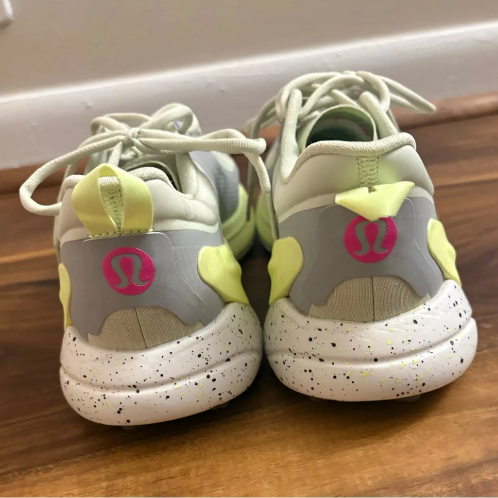 NEW Lululemon Blissfeel Trail Running Shoe - Image 4