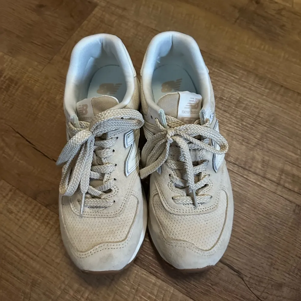 New Balance 574 Cream Sneakers - Image 5