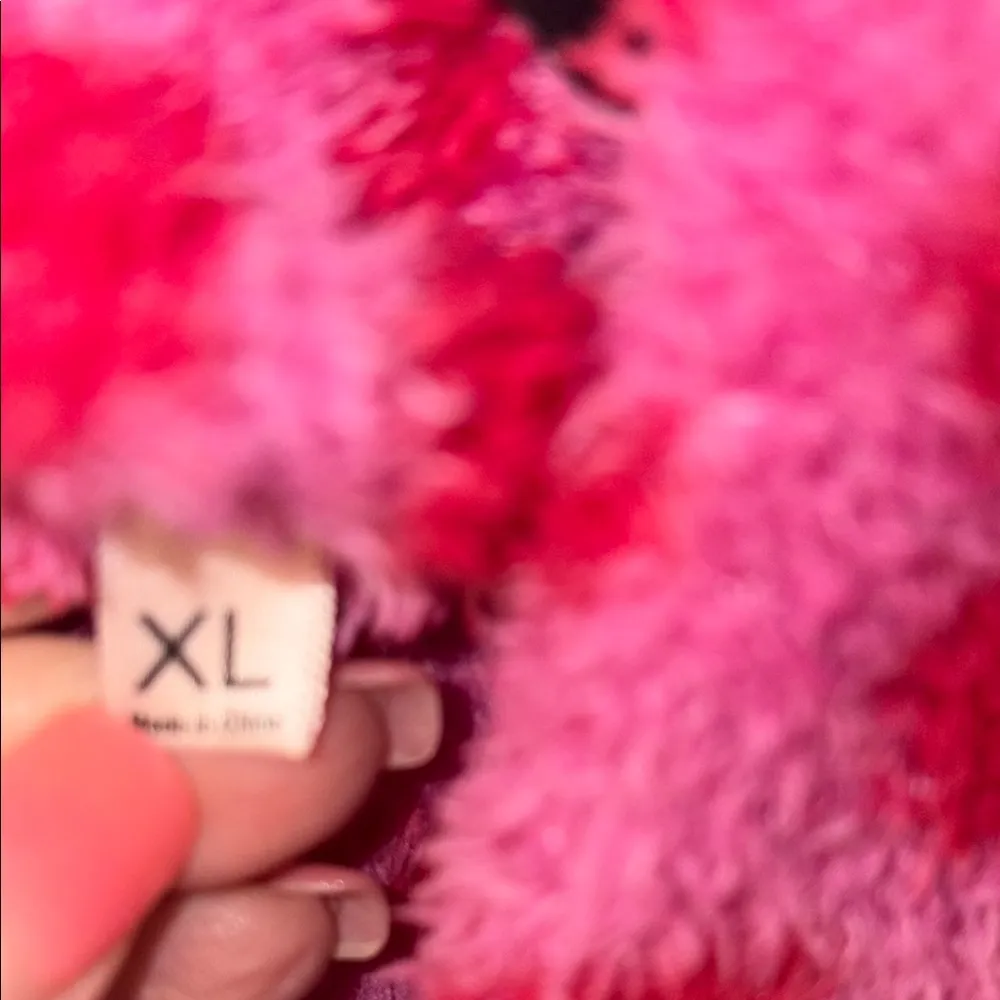 Cozy Pink Heart Patterned Women's Robe Size XL - Image 2