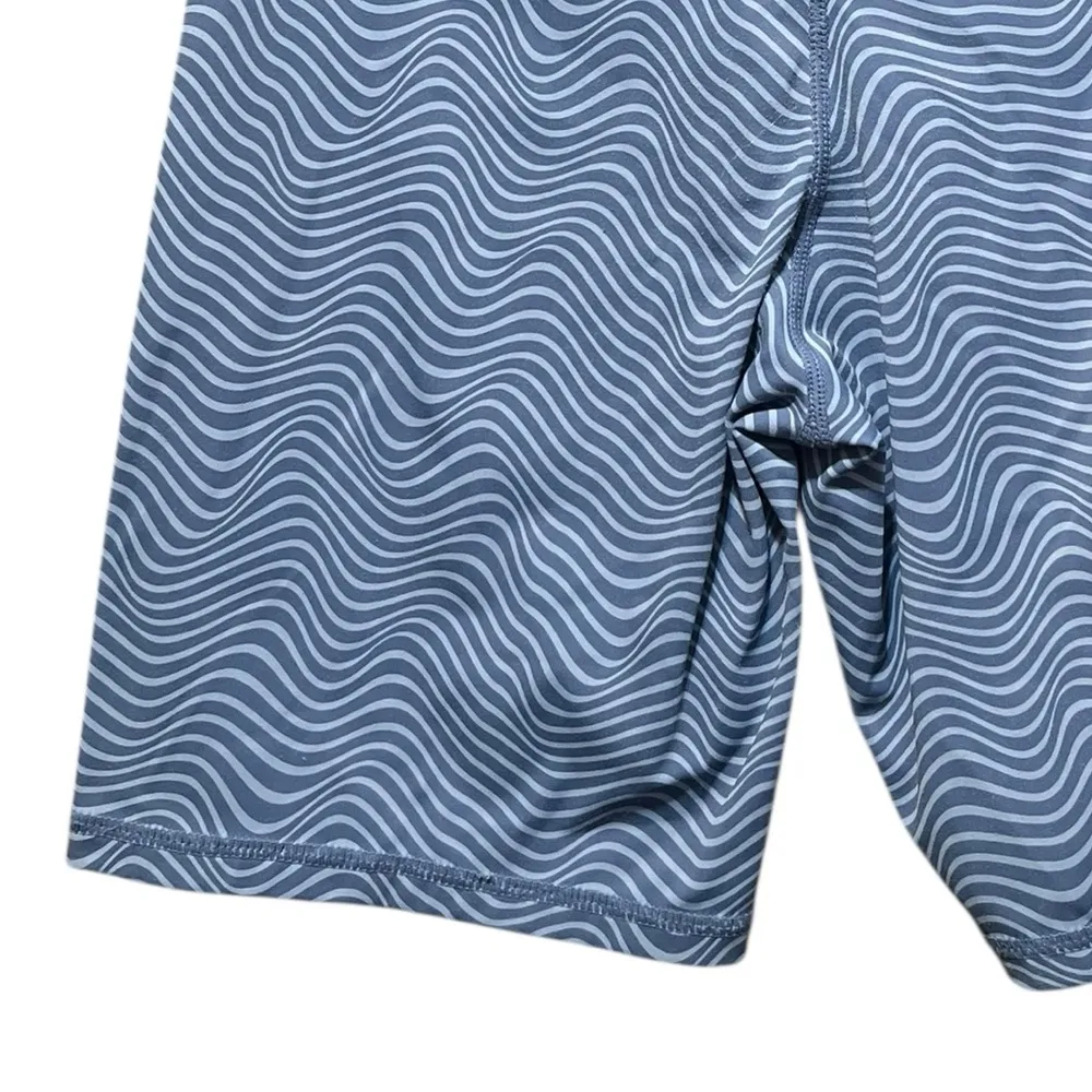 BALANCE ATHLETICA Vitality The Storm Rider Short in Oasis Size Small - Image 10