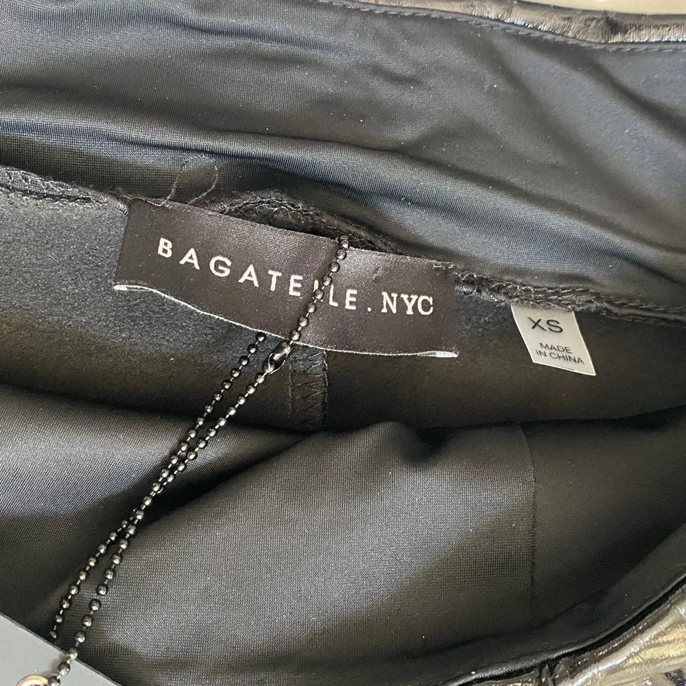 NWT Bagatelle NY High Waist Black Vegan Patent Leather Zipper Skinny Ank… - Image 7