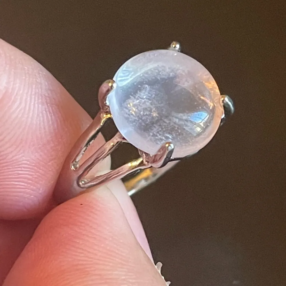 Round clear quart S925 silver ring size 8.5 - Image 6