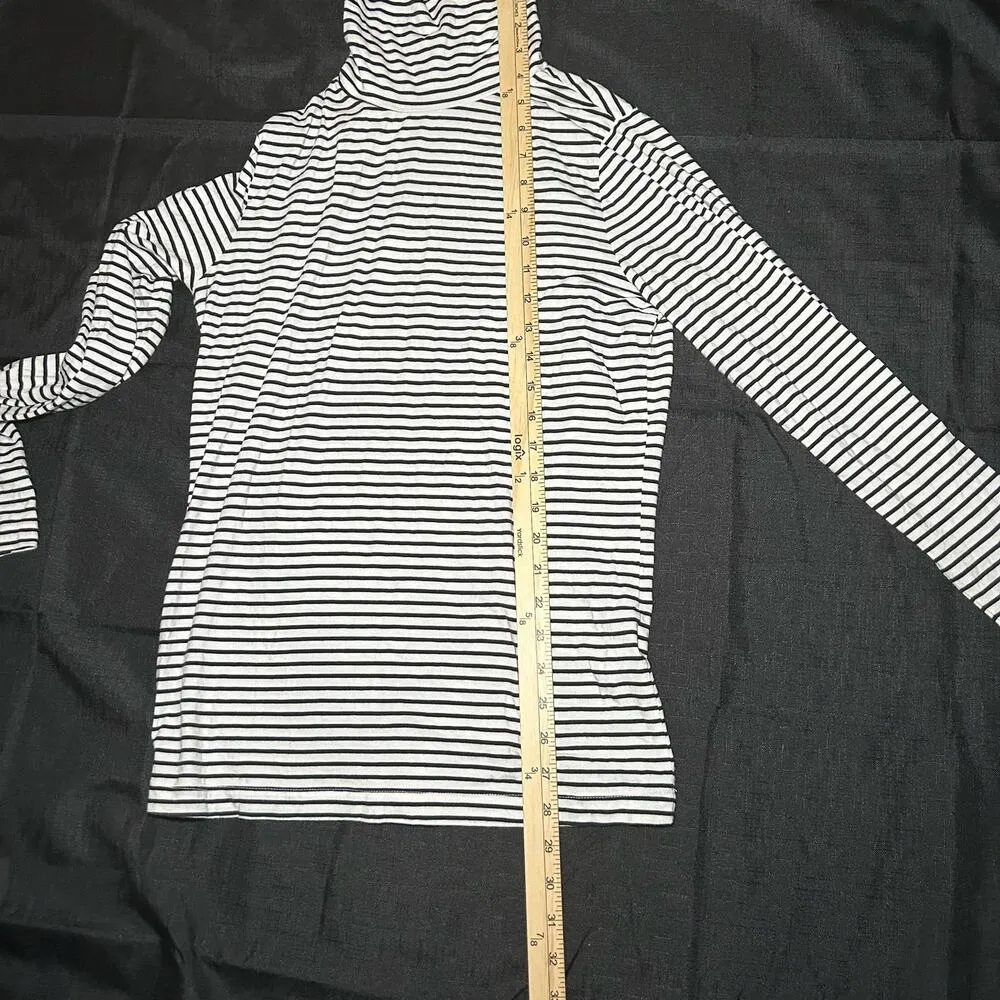 Banana Republic Long Sleeve Top Sz Medium Stretch Turtleneck Striped Black White - Image 10