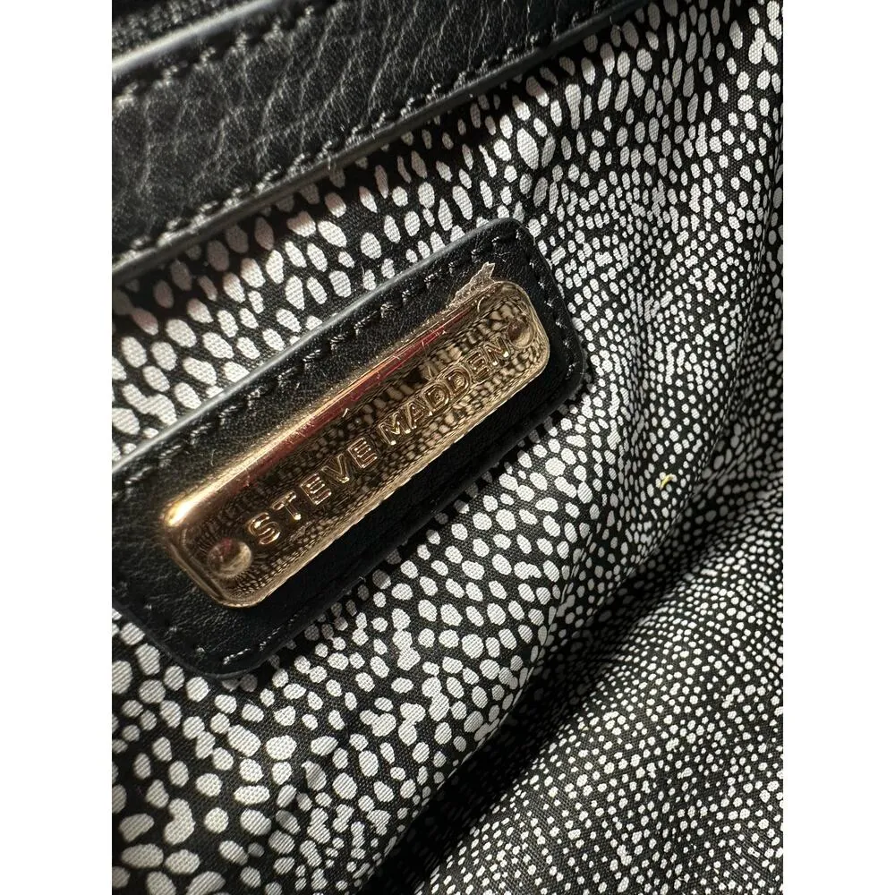 Steve Madden: Black Riveted Crossbody Bag - Image 6