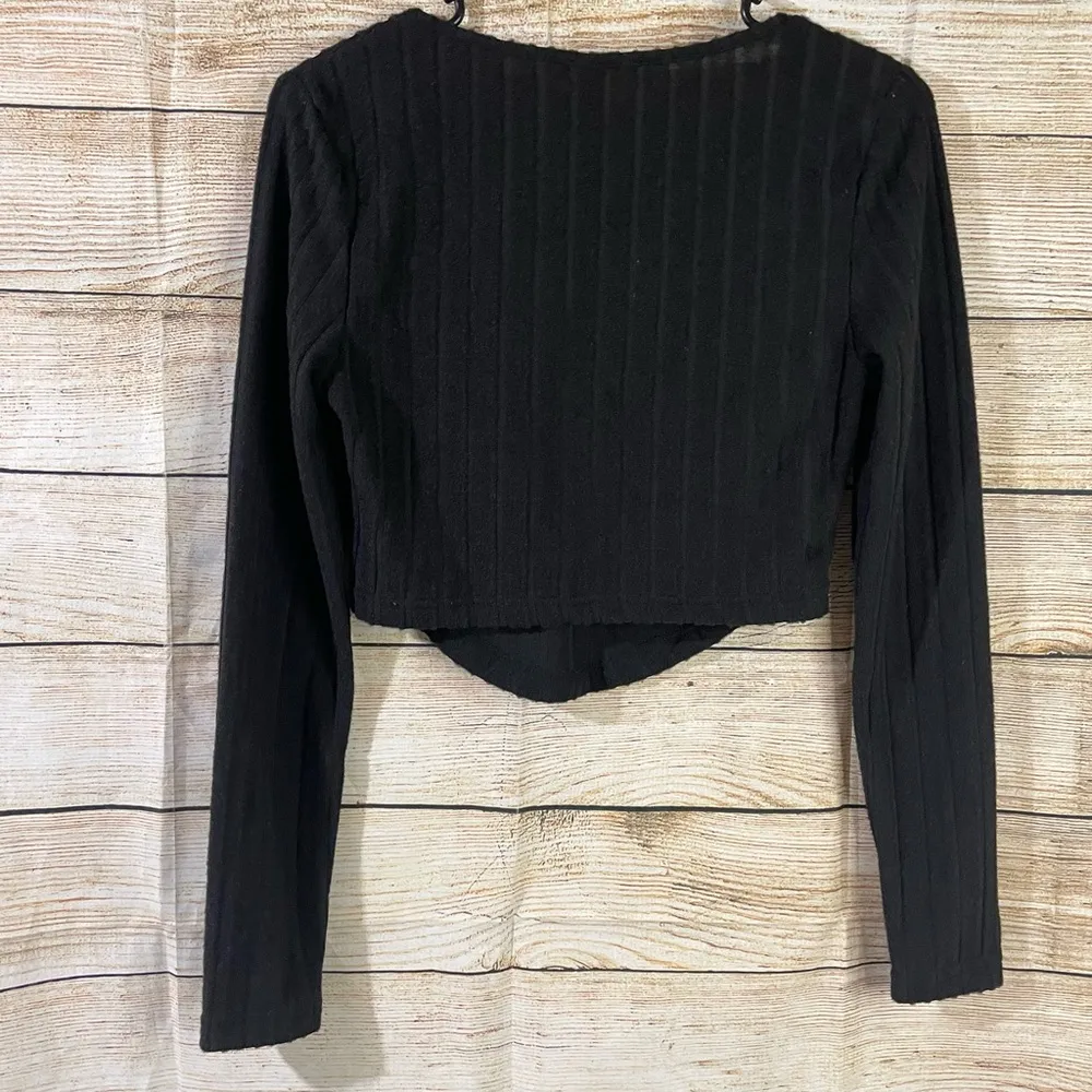 ribbed knit twist front sweetheart neck soft top women Size Medium - Image 8