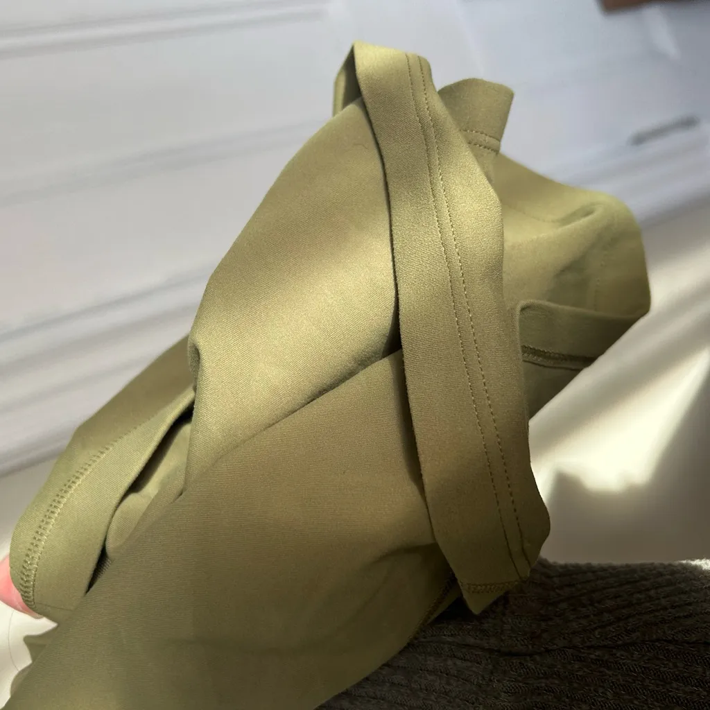 Lululemon align green tank top cropped 6 - Image 9