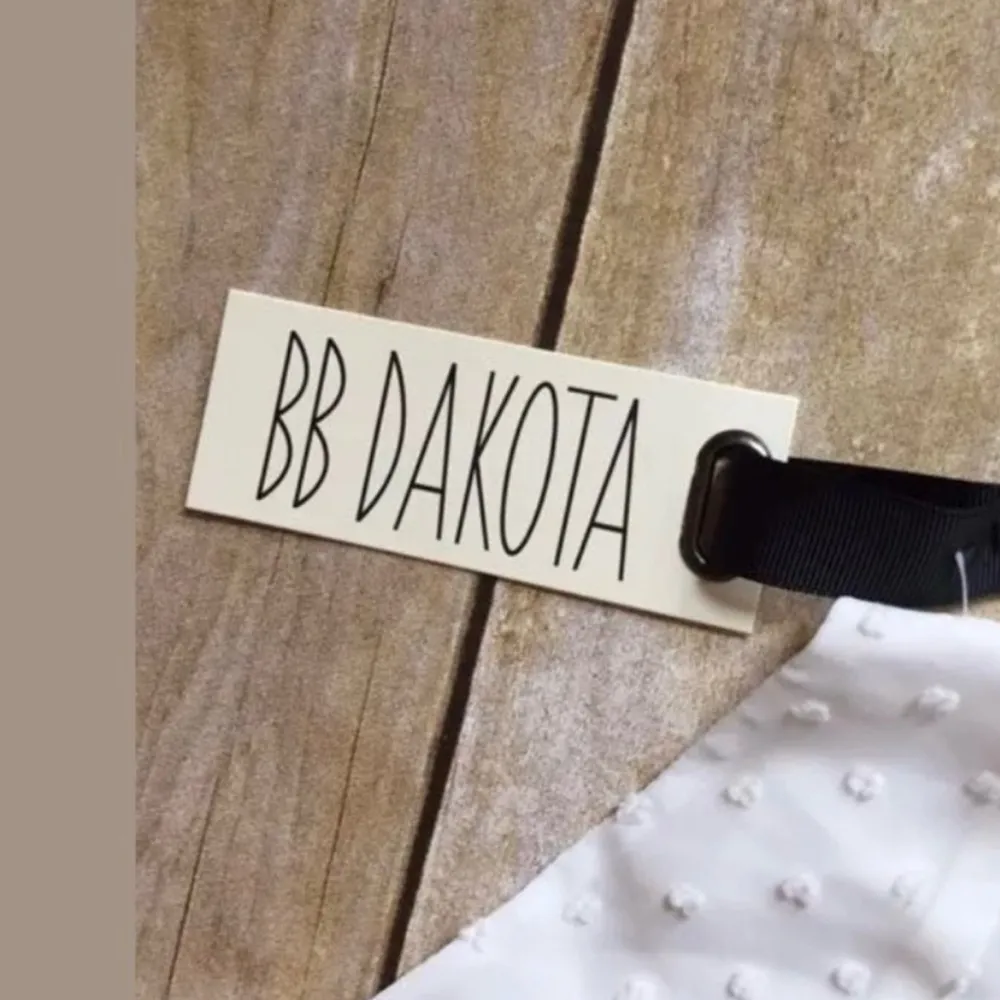 BB Dakota Sleeveless Dress Ivory White Polka Dots
Spring Summer Career Sz 18 NEW - Image 6