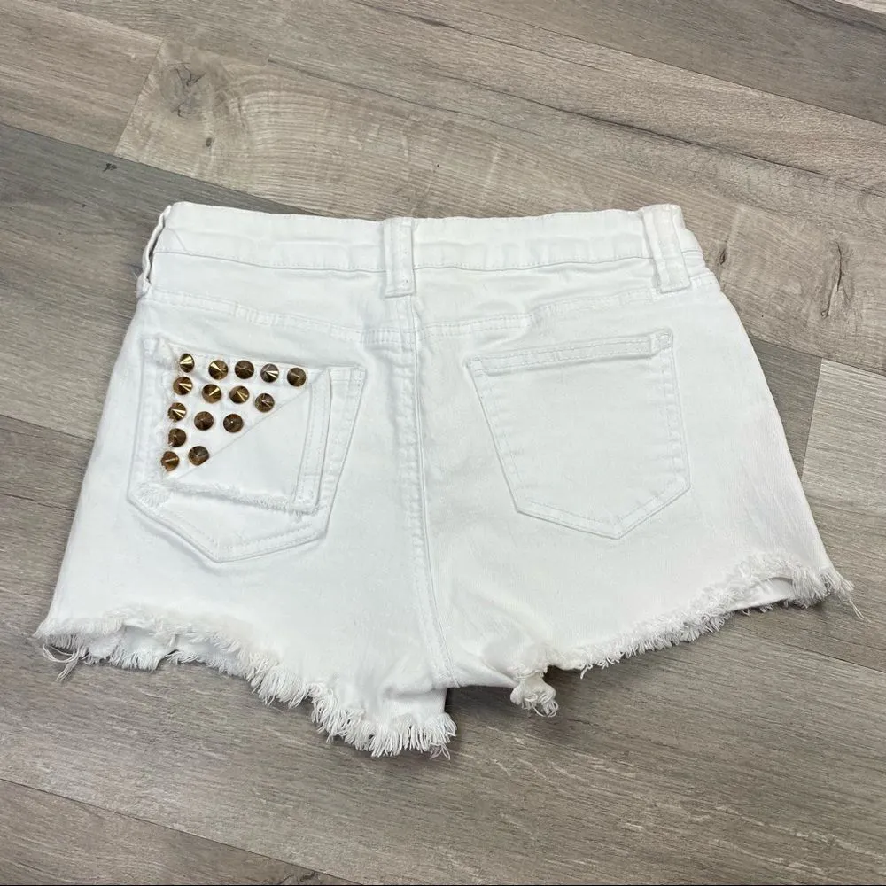 Special A Studded Raw Hem Jean Shorts White Size M - Image 4