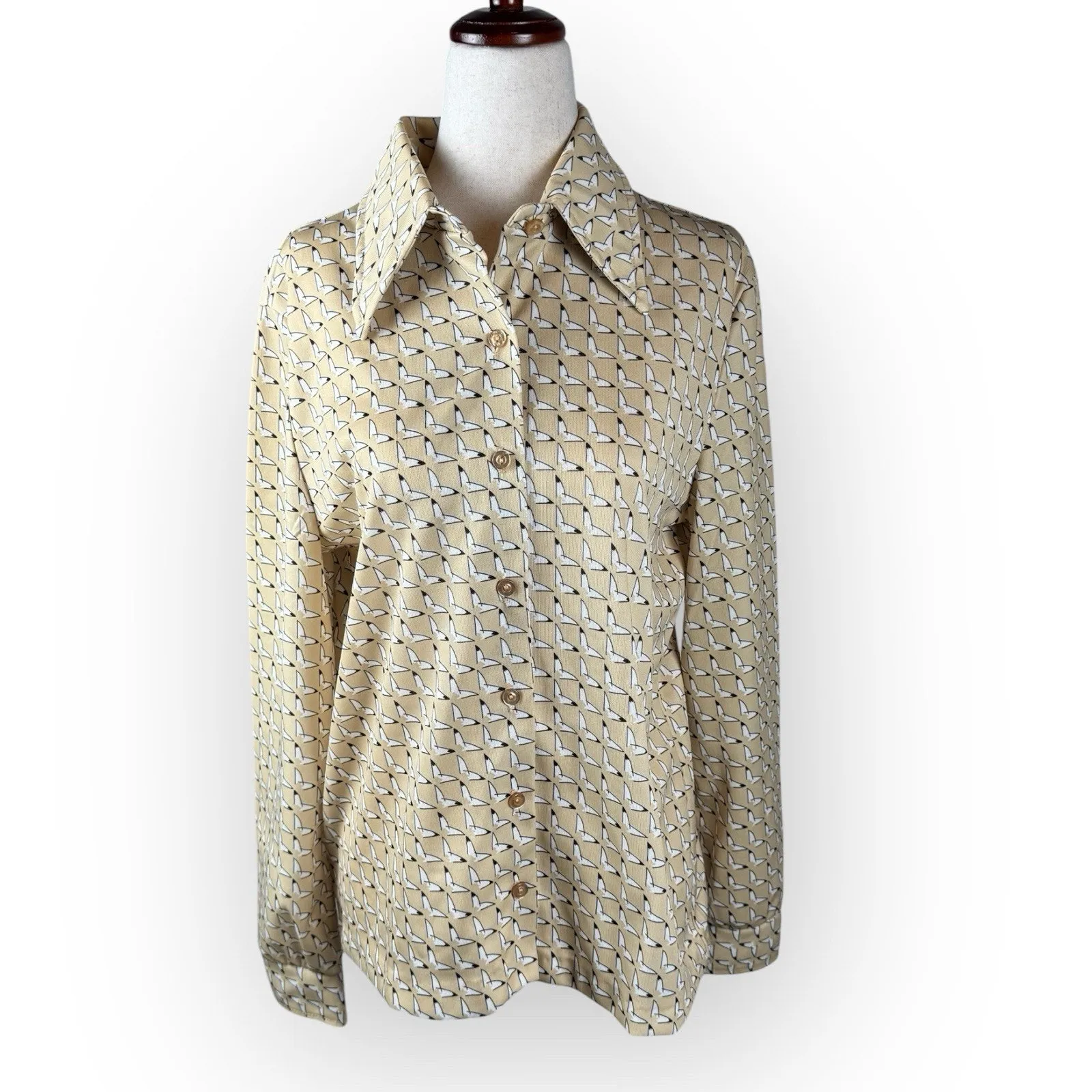 Vintage Women’s Sailboat Print Shirt - Image 2