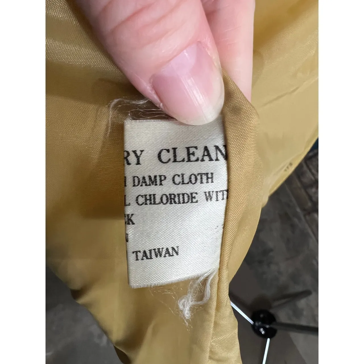 Fingerhut Vegan leather Jacket gun Mustard vintage 1970s Tan Size 14 - Image 15