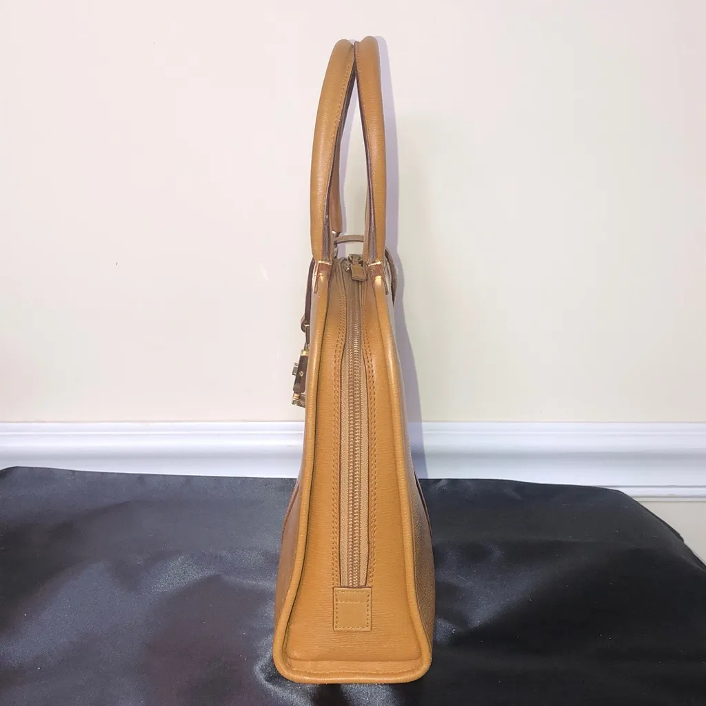 GUCCI Tan Leather Jackie Push Lock Dual Zipper Rolled Handle Bag MINT CONDITION - Image 6