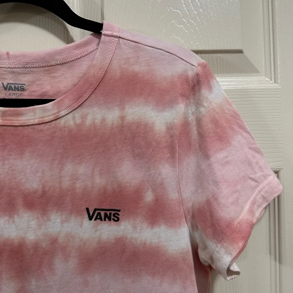 Vans sun waves tie dye baby tee shirt short sleeve light pink peach size large - Image 4