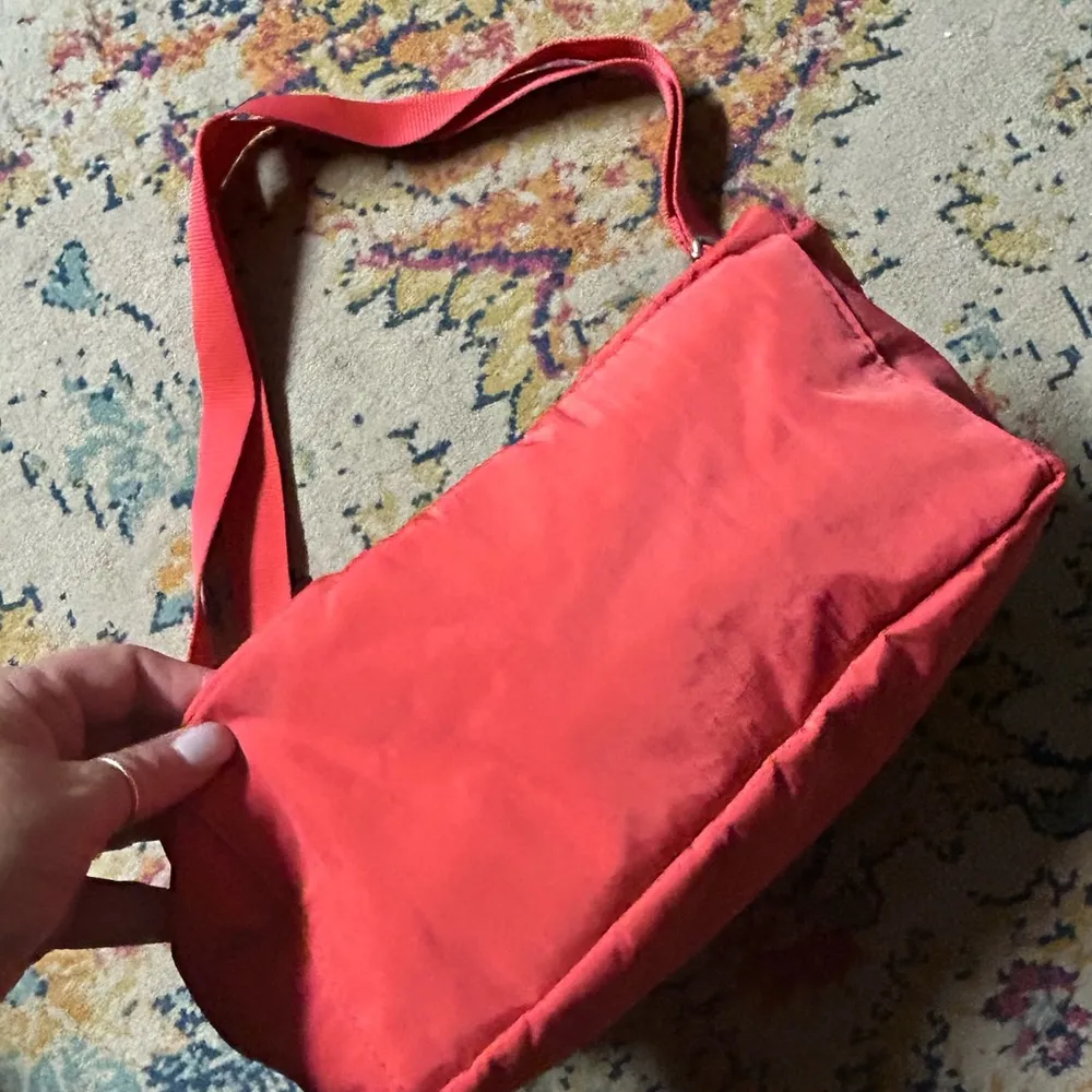 Baggallini‎ Nylon Orange Hobo Tote - Crossbody - Image 5
