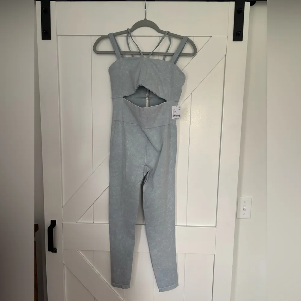 NWT FP good Karma Cut out onesie Gray Size M/L - Image 3