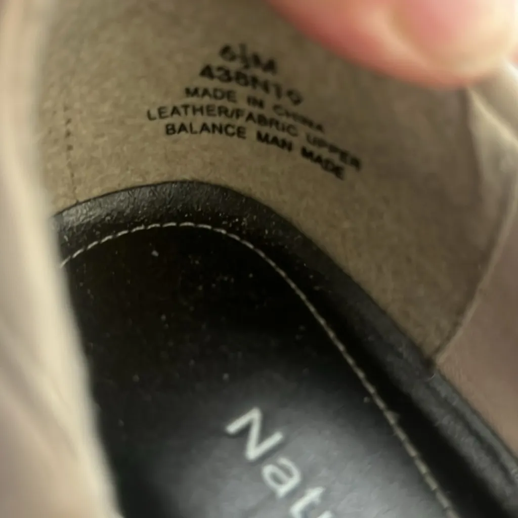 Naturalizer Women's Tan Heels - Image 6