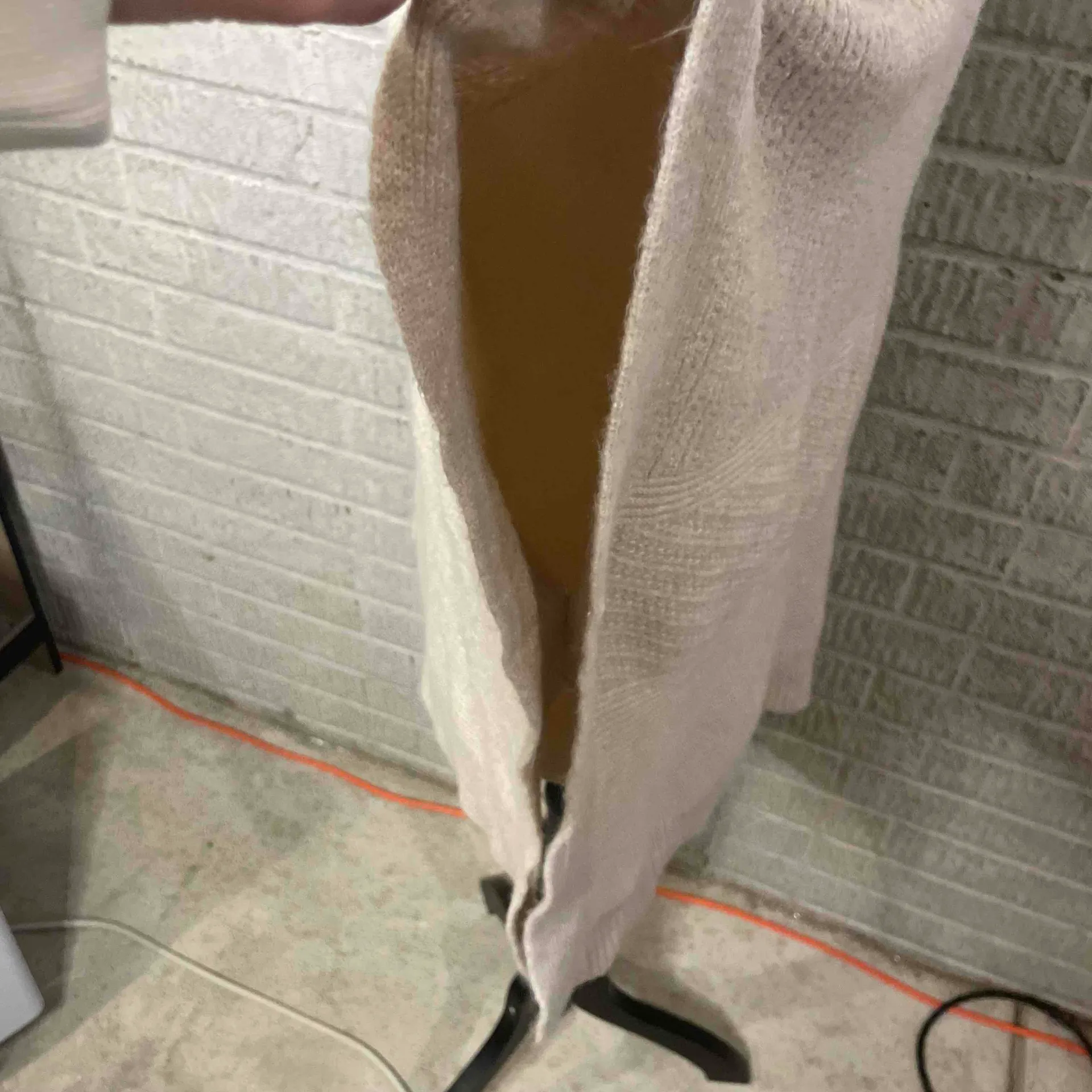 Universal Thread Beige Knit Short Sleeve Pullover Sweater‎ One Size - Image 3