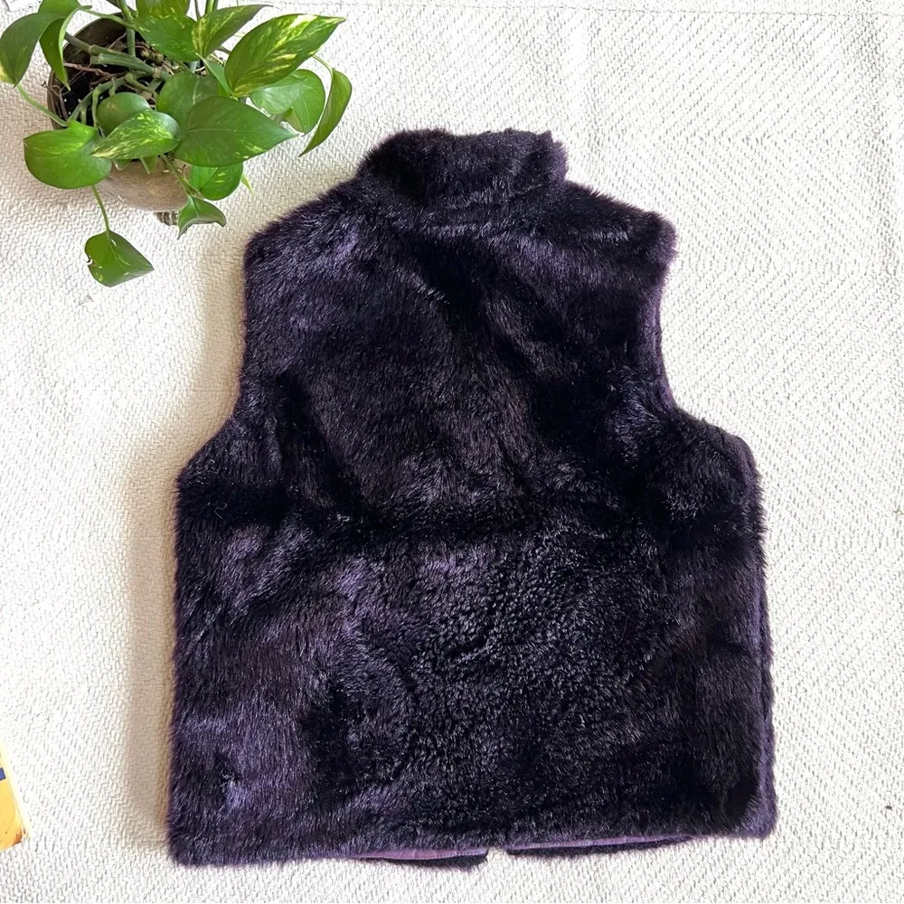 Vintage Guess Reversible Iridescent & Faux Fur Zip zip Purple Vest - Image 6