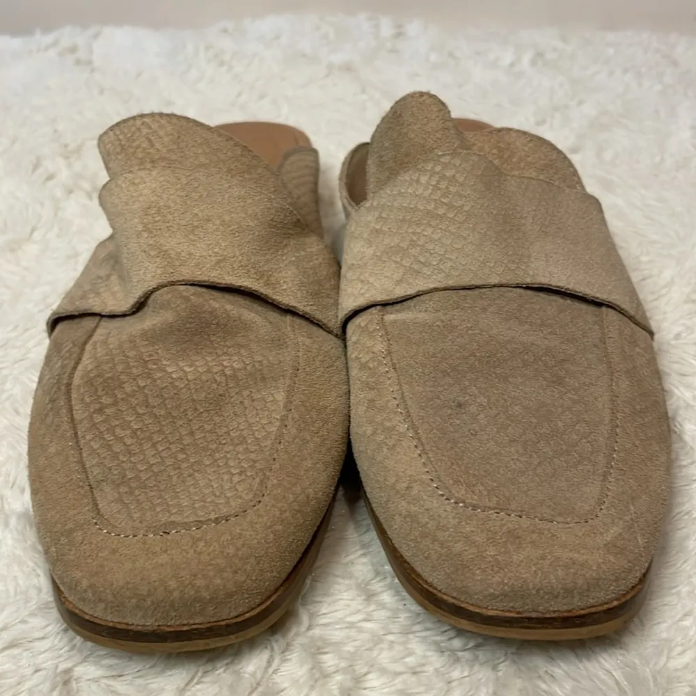 Free People- “At Ease” Loafer Mule Beige Slip On Casual Minimalist- Size 37/ 6.5 - Image 3