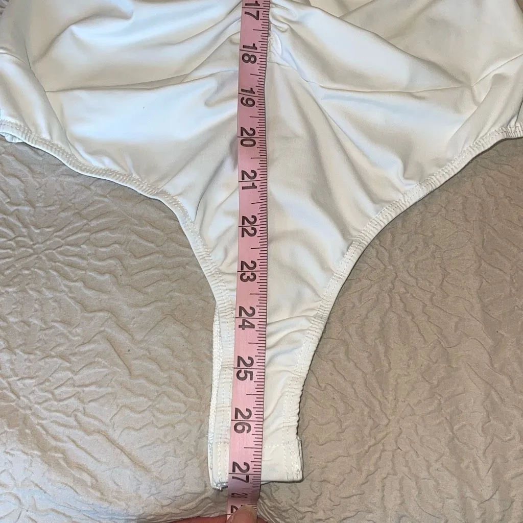 Lulus Womens‎ V-Neck Ruched Stretch Long Sleeve Bodysuit White Medium - Image 7