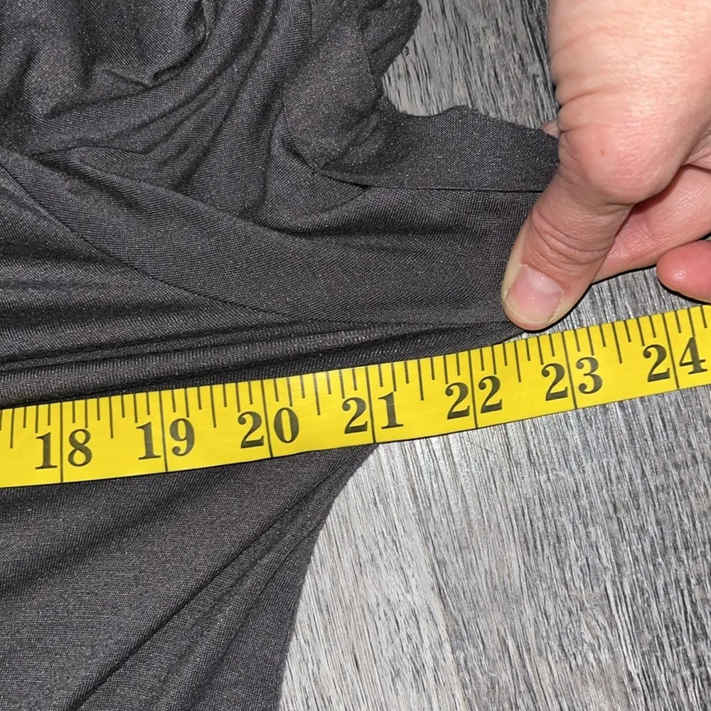 Good Vibes Graphic Tee - Image 4