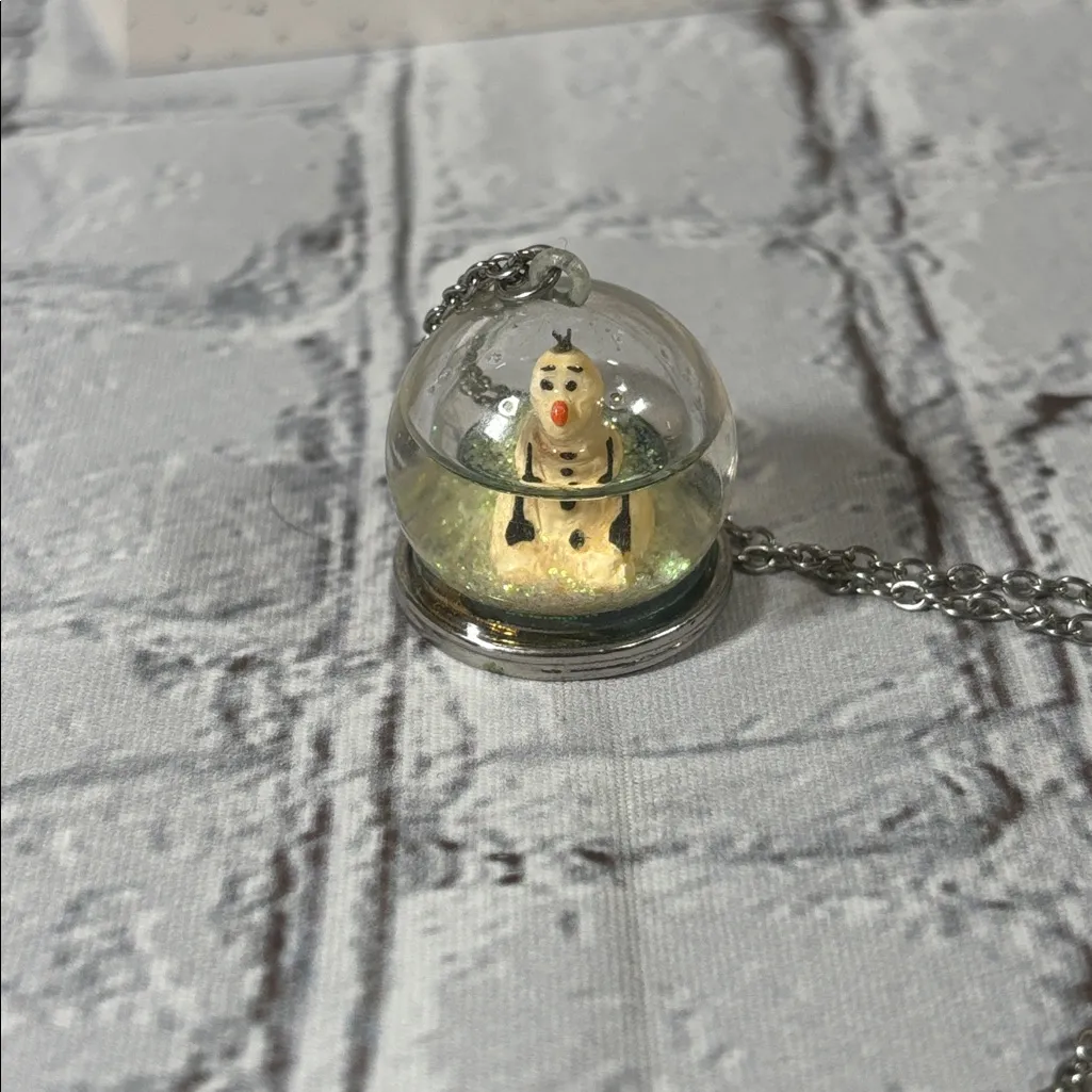 Disney Frozen Olaf Snow Globe Necklace - Image 5
