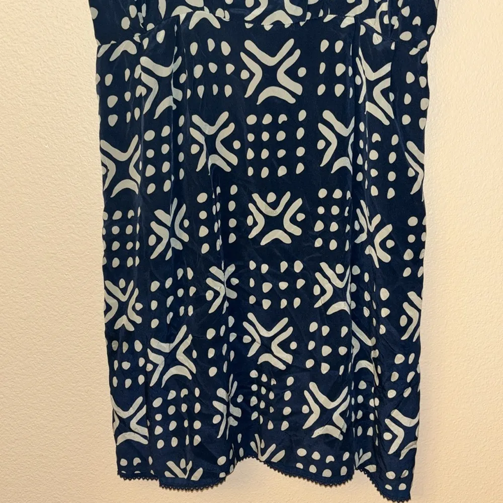 SARIAH Sleeveless Silk Tank Dress Sz 8 Cocktail Wedding Evening Navy Gray Print - Image 4