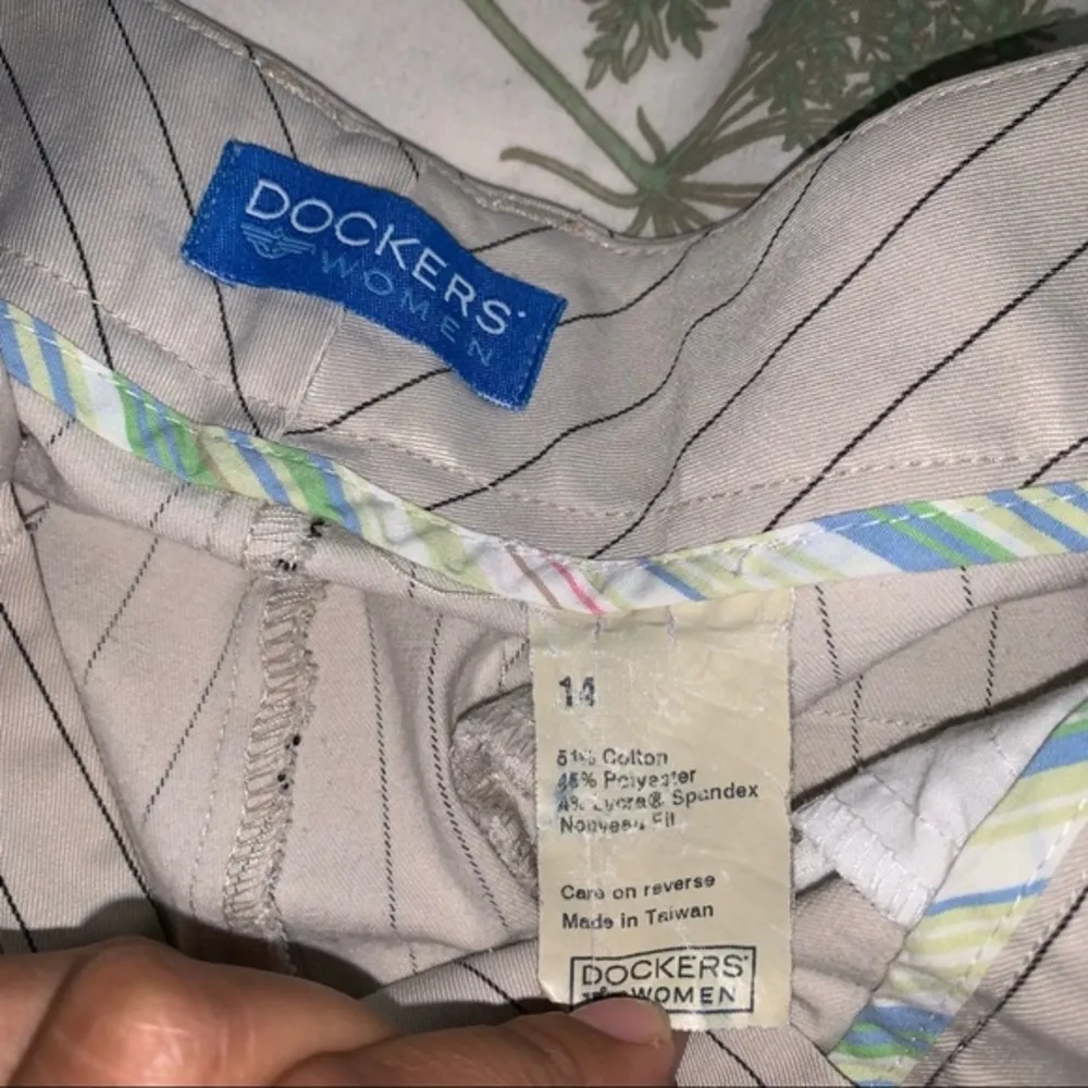 Dockers Capri pants - Image 2
