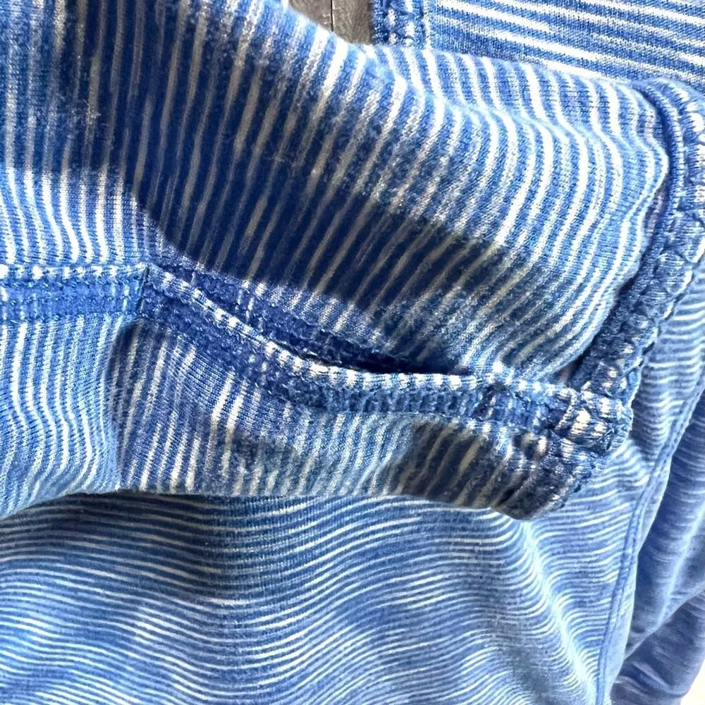blue marled 1/4 zip long sleeve active top size small - Image 5