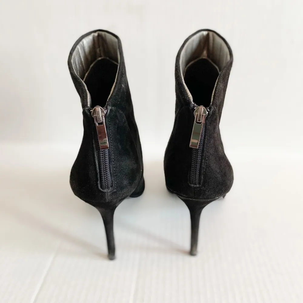 Audrey Brooke  black suede ankle booties size 10 - Image 4