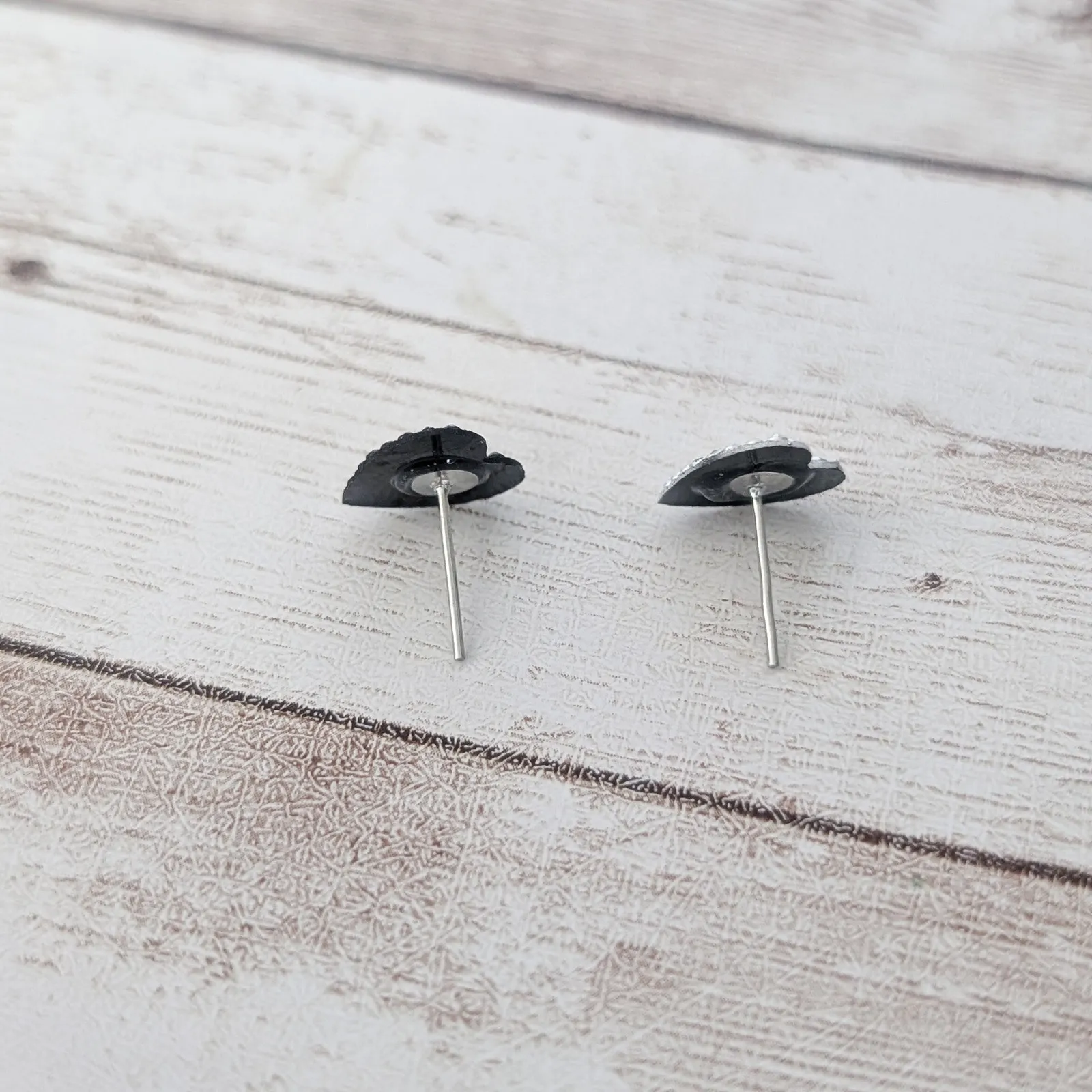 Vintage Stud Earrings One Black, One Silver Tone Heart - Image 5
