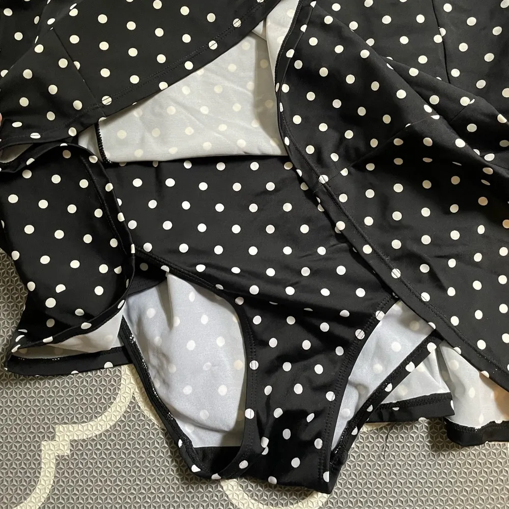 Swimsuits for all black polka dot swim dress Size 18 - Image 2