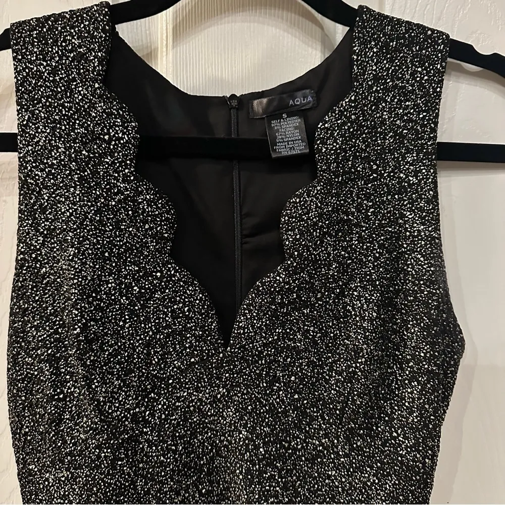 Aqua Brand Bloomingdales Scalloped Neck Dress Gold Glitter Black Small NYE Party - Image 3