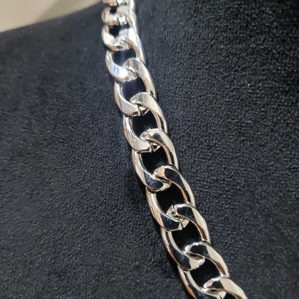 Silver Tone Cuban Link Chain Clear Rhinestones Heart Love Shape Pendant Necklace - Image 5