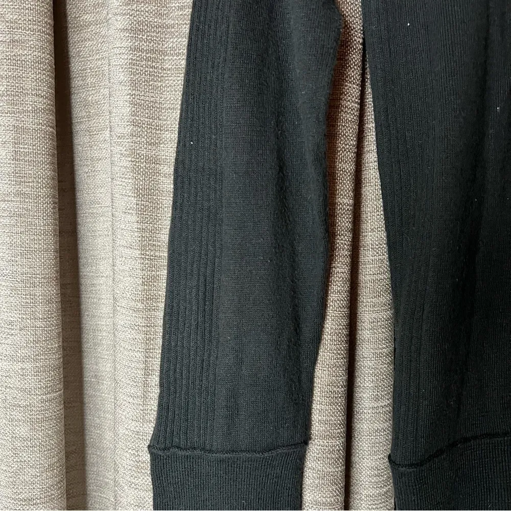 Y2K American Eagle Black V Neck Lightweight Cardigan Size Medium - Image 11