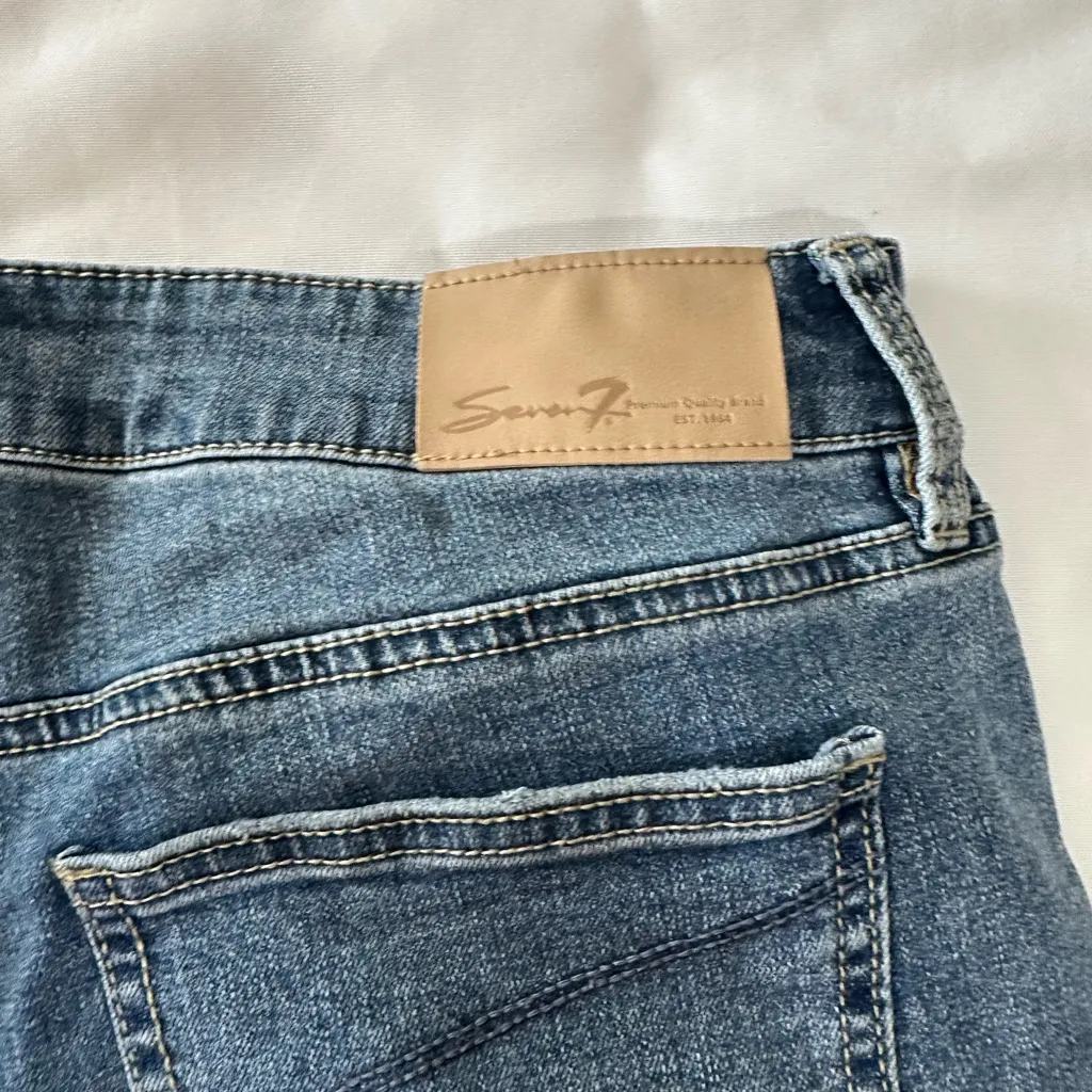 Seven7 Women's Distressed Blue Jean Shorts - Image 3