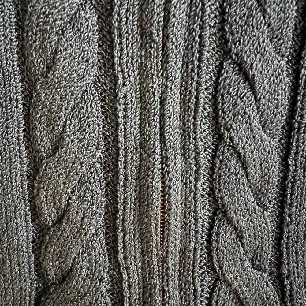 St. John Sport black short sleeved heavy knit cardigan sweater, cable knit Sz S - Image 8