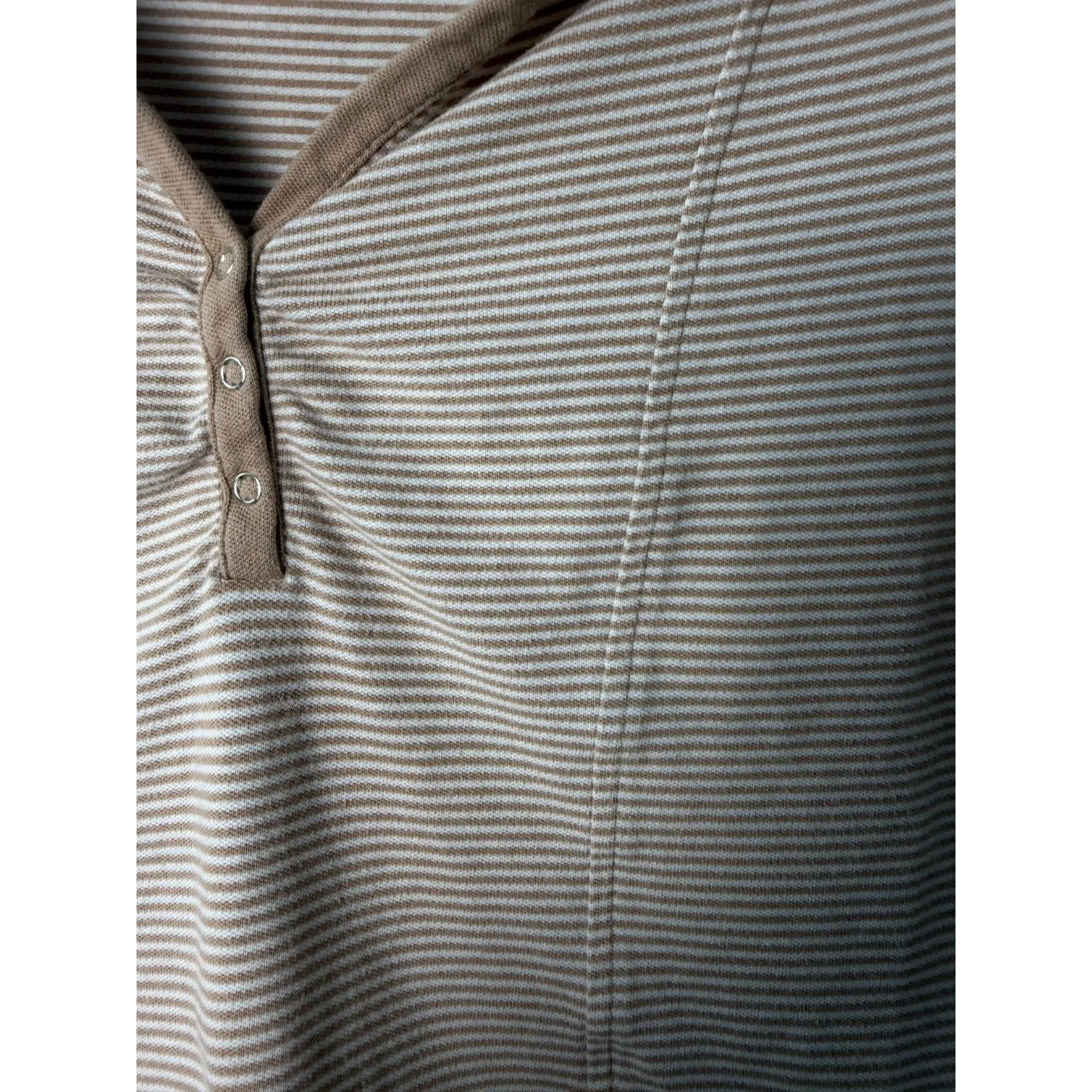 Guess Vintage Stripe Cream Neutral Cropped Polo Short Sleeve Shirt Women's XL - Image 4