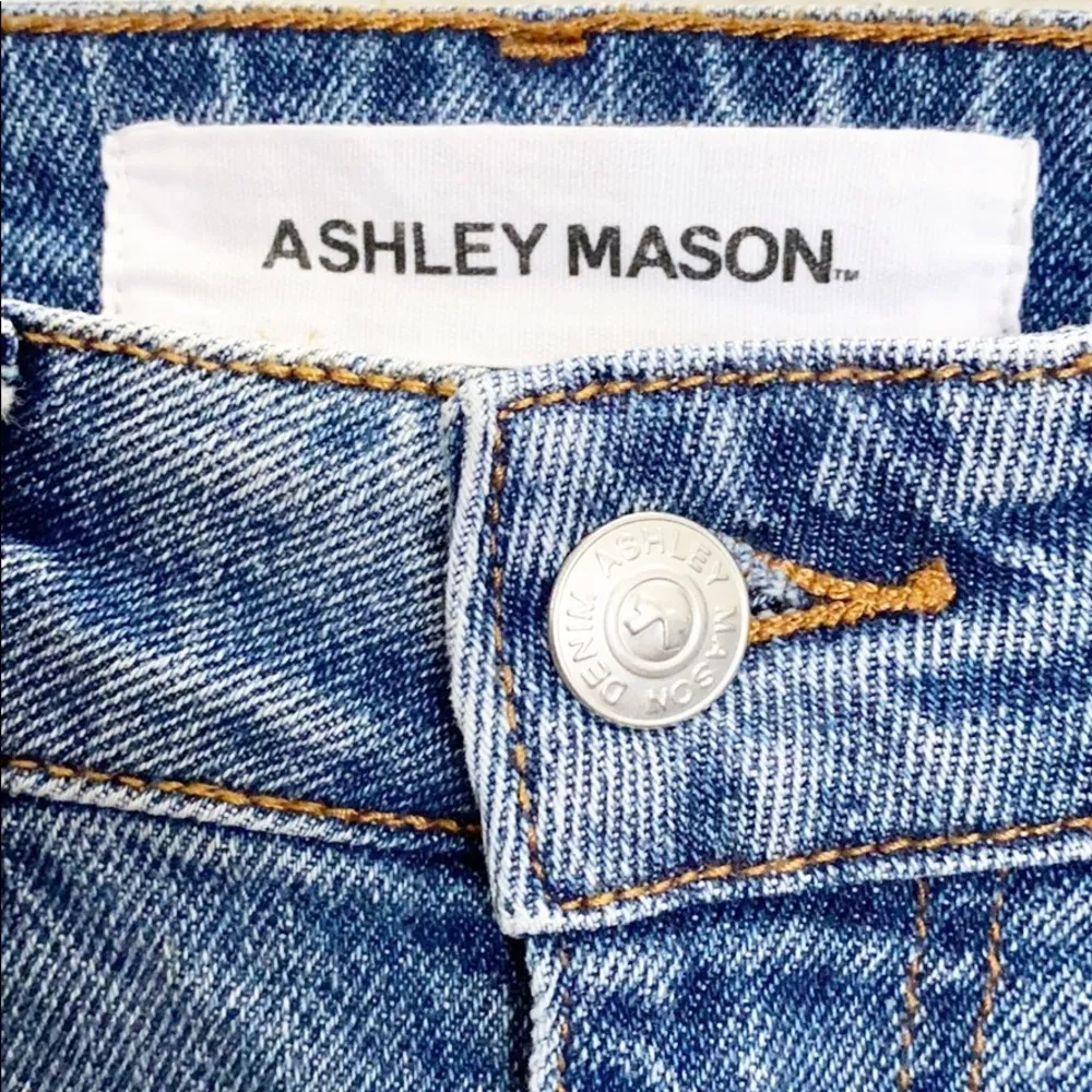 Ashley Mason Medium Wash Distressed Skinny Jeans - Image 5
