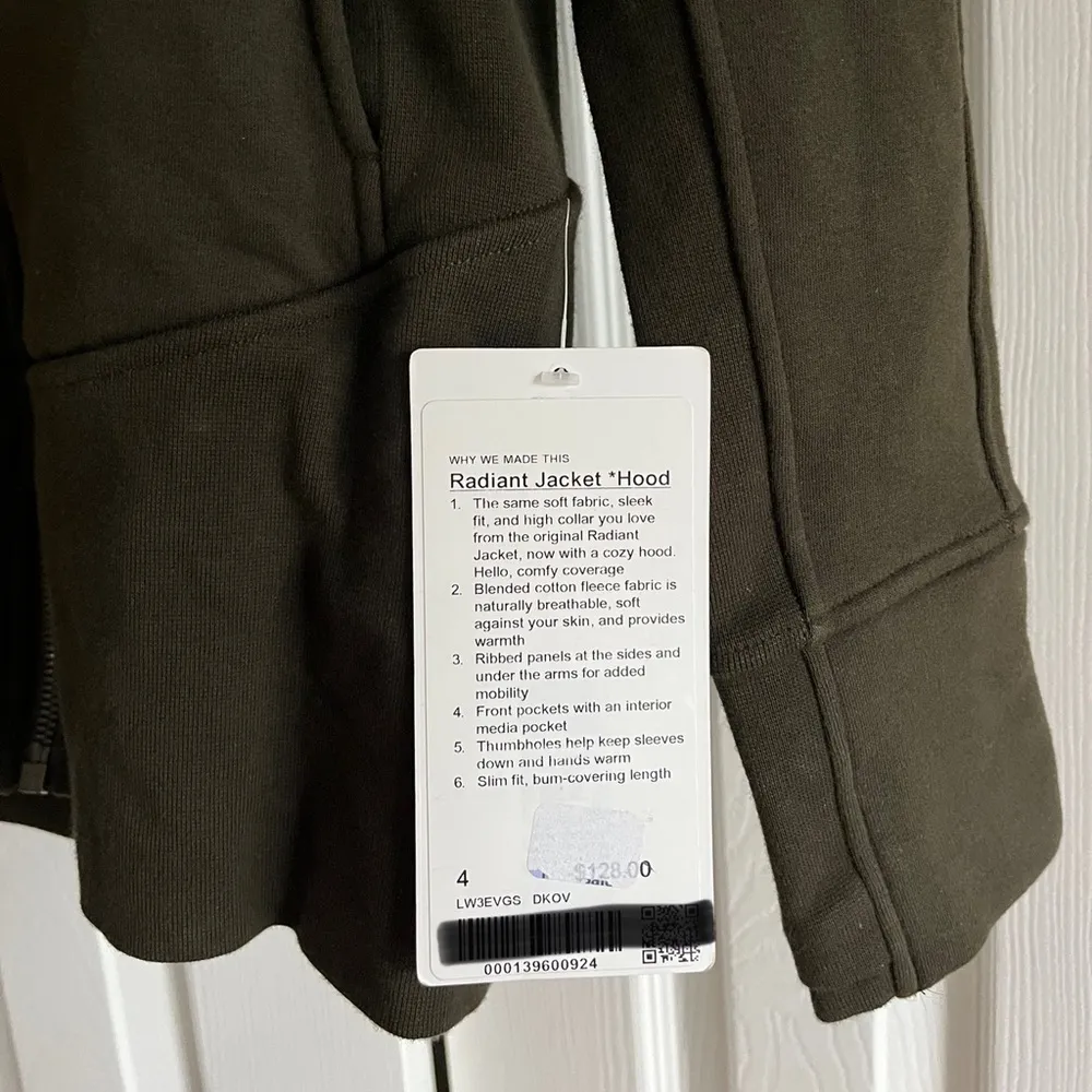 lululemon athletica Hooded Radiant Jacket Dark Olive -Size 4 - Image 5