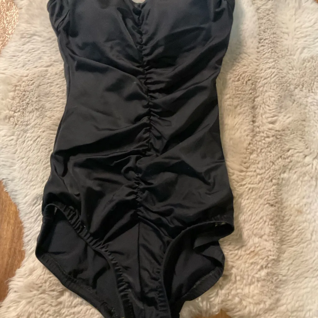 Azul One Piece Tummy Control Swimsuit Womens 10‎ Black Girl Leg Black Modest - Image 2