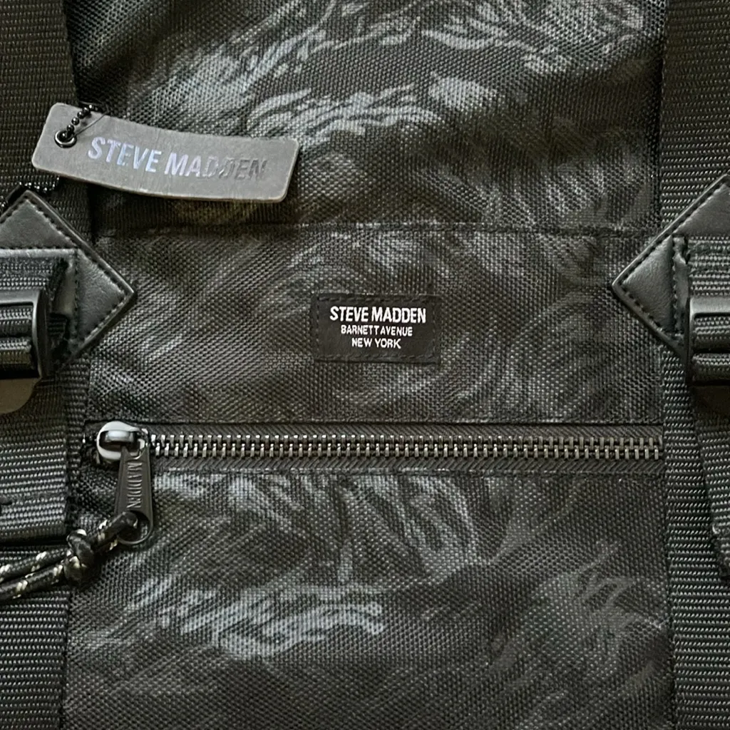 Steve Madden Black Barrel Duffle - NWT - Image 2