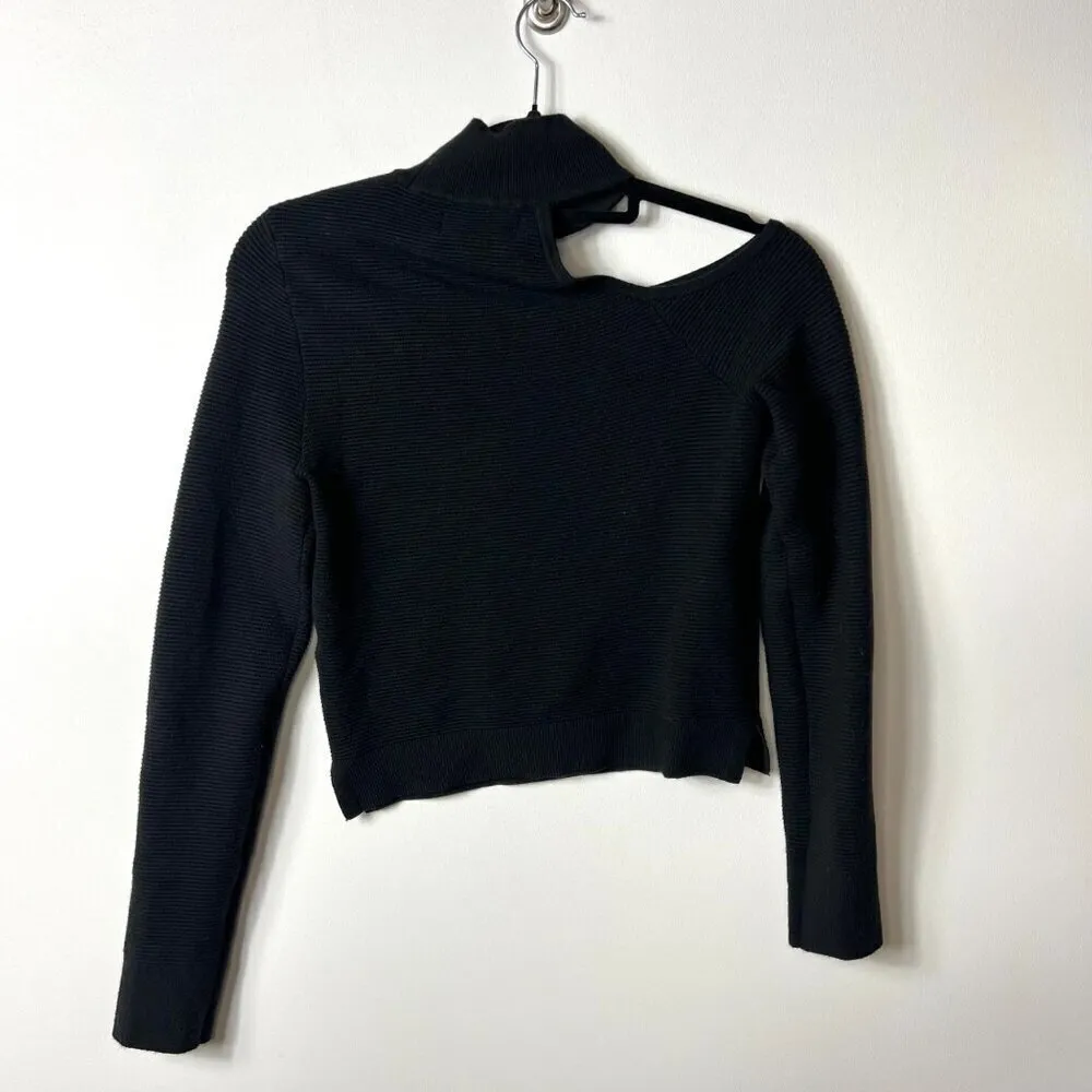 Abercrombie & fitch soft‎ collection open shoulder sweater women’s size XS - Image 5