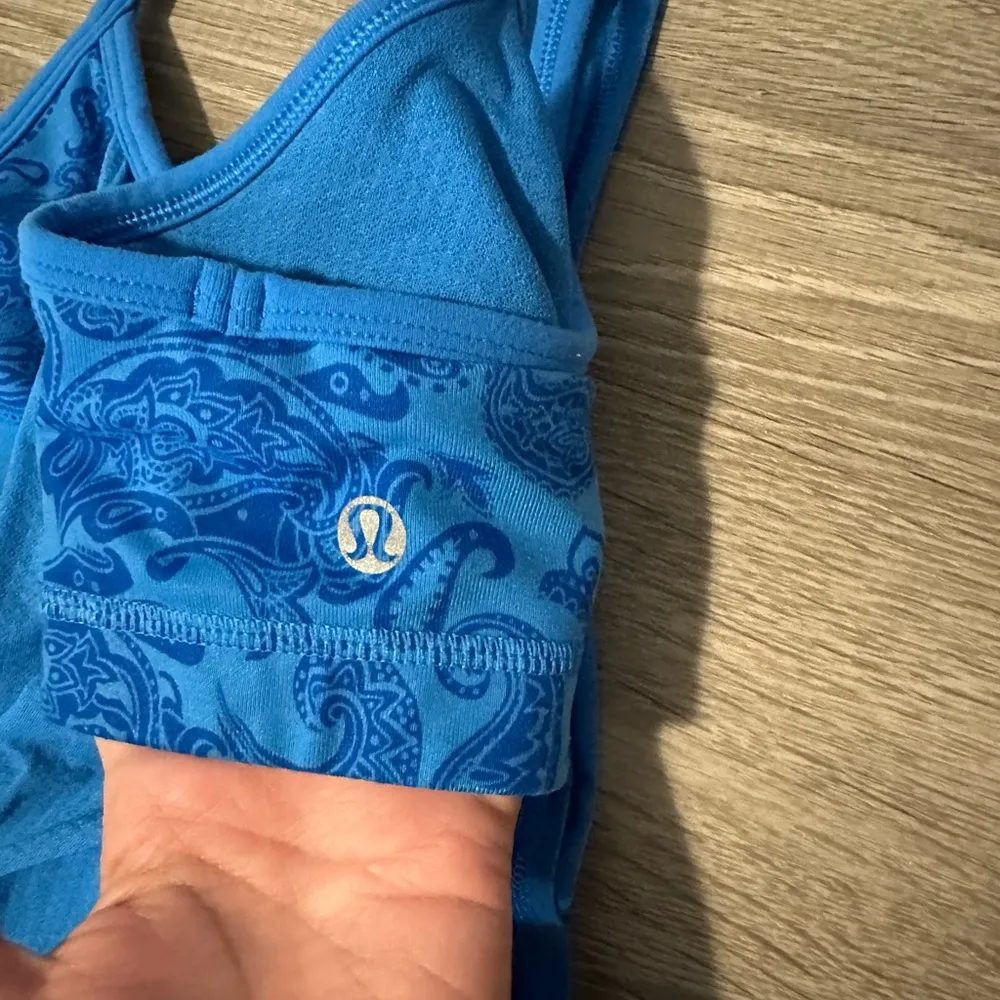 Lululemon Women No Limits Sleeveless Athletic Yoga Gym Workout Bra Tank Top Sz 4 - Image 11