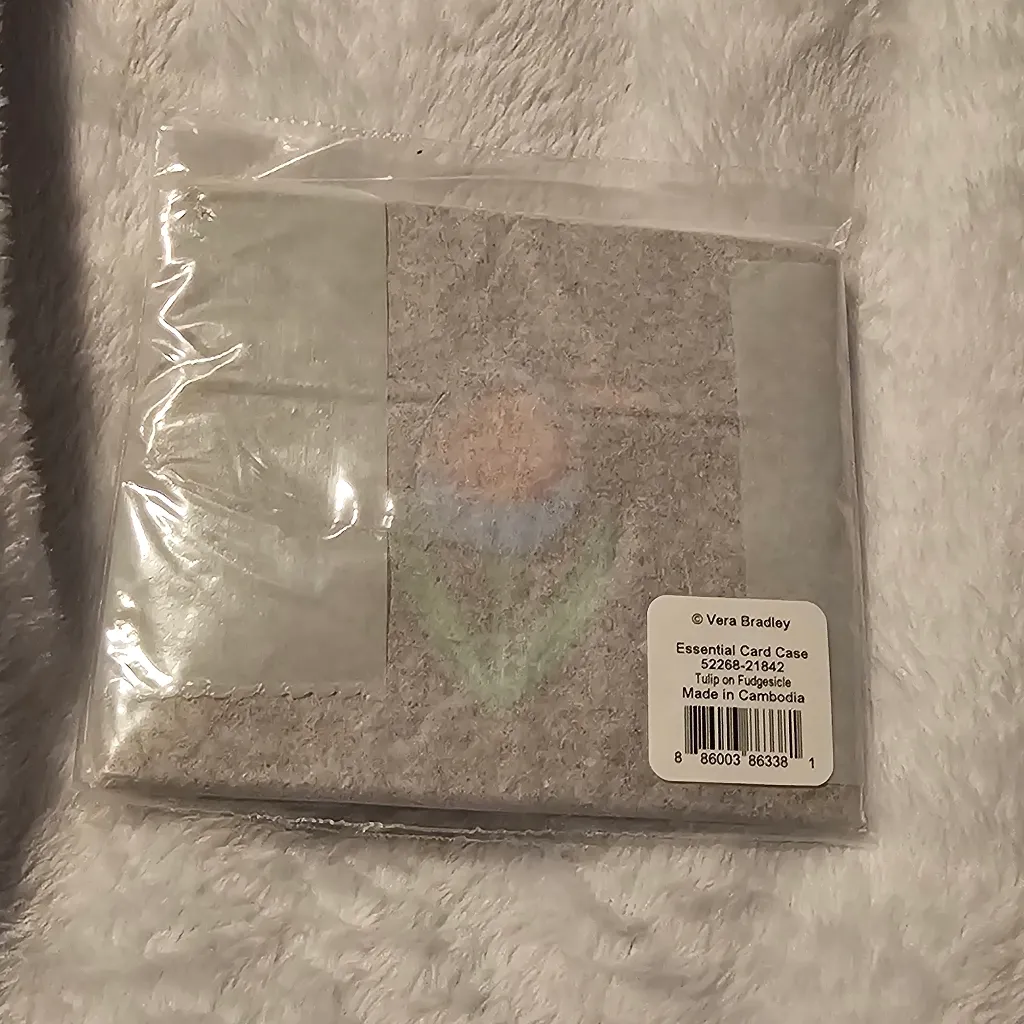 Vera Bradley Tulip on Fudgesicle Brown Faux Leather Card Case - Image 2