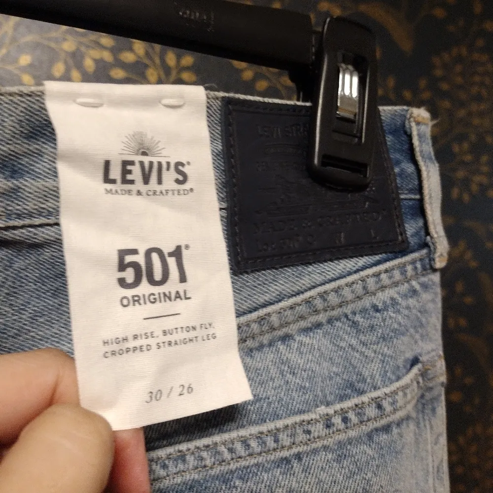 NEW Levi's High Rise, Button Fly, Cropped, 501 Embroidered Denim Jeans - Image 3